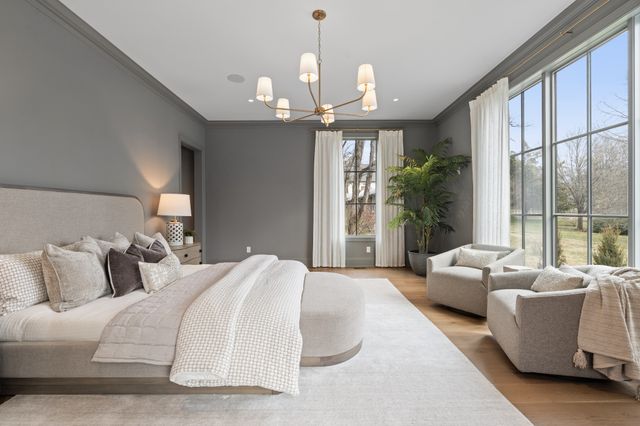 641 Brook Hollow Rd, Nashville, TN 37205