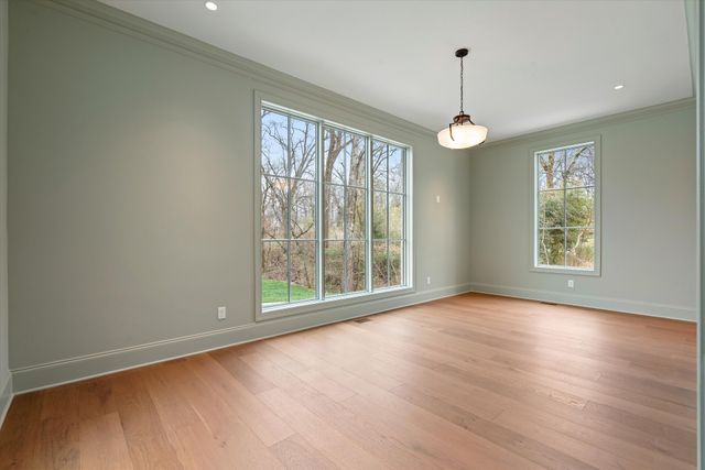 641 Brook Hollow Rd, Nashville, TN 37205