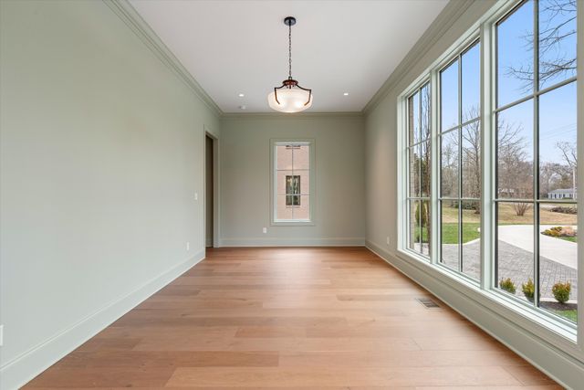 641 Brook Hollow Rd, Nashville, TN 37205