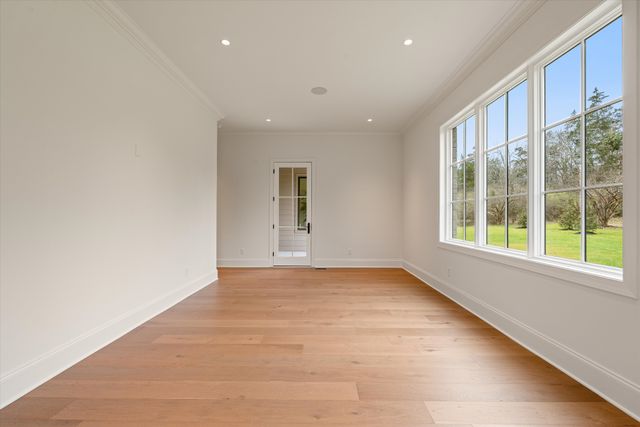 641 Brook Hollow Rd, Nashville, TN 37205