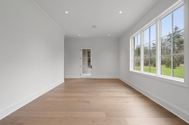 641 Brook Hollow Rd, Nashville, TN 37205