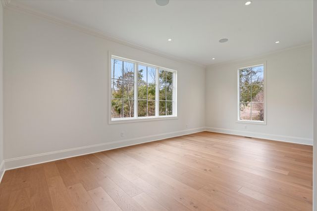 641 Brook Hollow Rd, Nashville, TN 37205