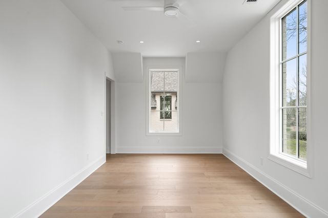 641 Brook Hollow Rd, Nashville, TN 37205