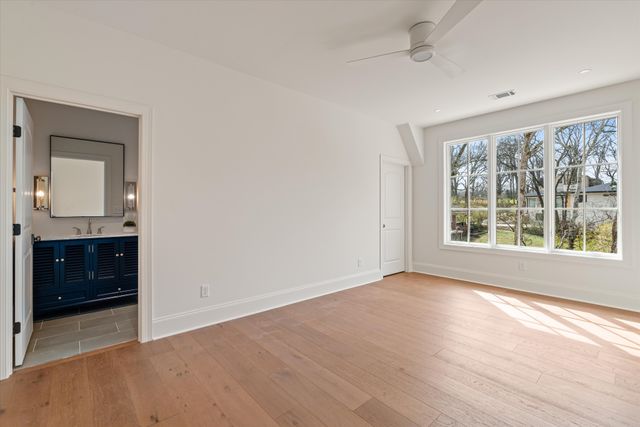 641 Brook Hollow Rd, Nashville, TN 37205