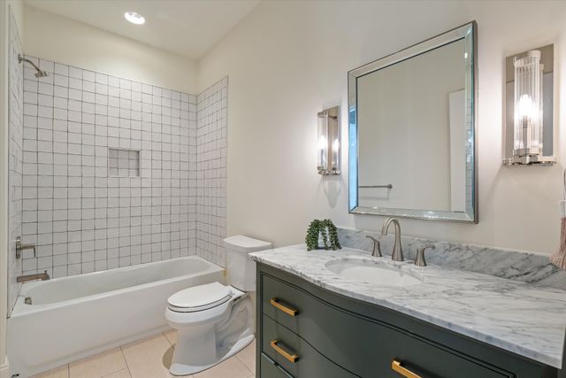 641 Brook Hollow Rd, Nashville, TN 37205