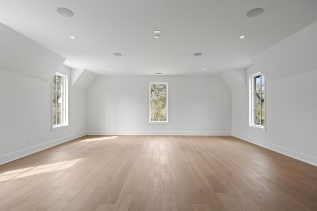 641 Brook Hollow Rd, Nashville, TN 37205