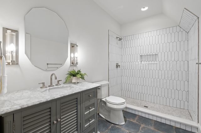 641 Brook Hollow Rd, Nashville, TN 37205