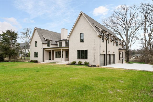 641 Brook Hollow Rd, Nashville, TN 37205