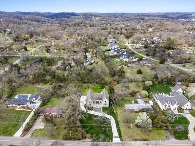 641 Brook Hollow Rd, Nashville, TN 37205