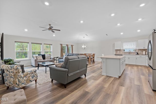 1501 Willow Landing Way, Willow Springs, NC 27592