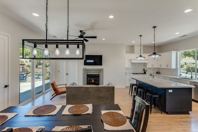 1520 Lyle Lane, Paso Robles, CA 93446