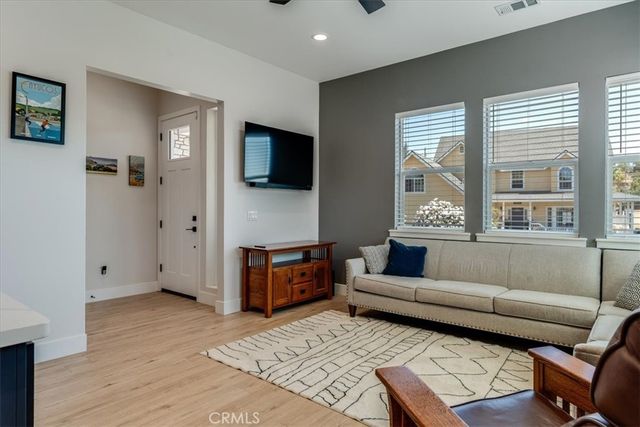 1520 Lyle Lane, Paso Robles, CA 93446