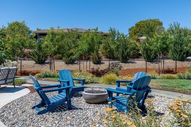 1520 Lyle Lane, Paso Robles, CA 93446