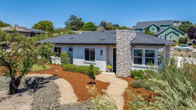 1520 Lyle Lane, Paso Robles, CA 93446