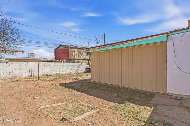 7863 LAURA Way, El Paso, TX 79915