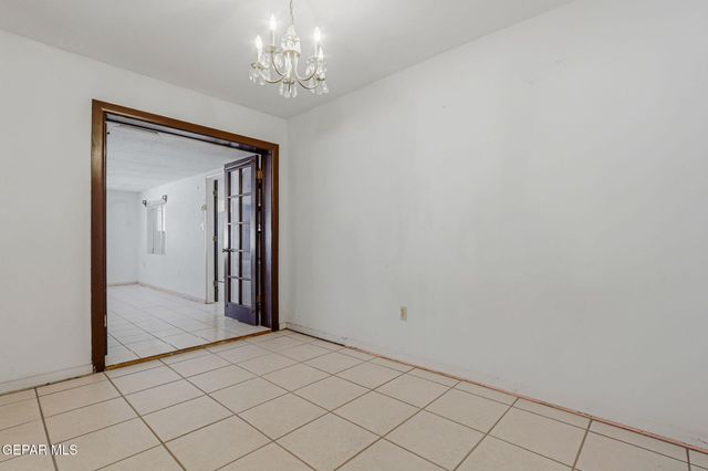 7863 LAURA Way, El Paso, TX 79915