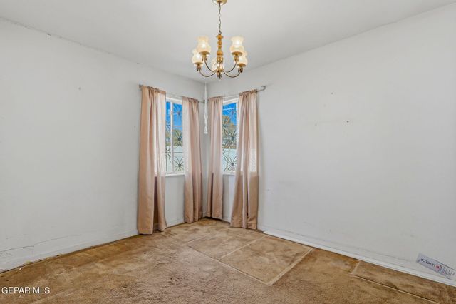 7863 LAURA Way, El Paso, TX 79915