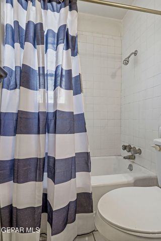 7863 LAURA Way, El Paso, TX 79915