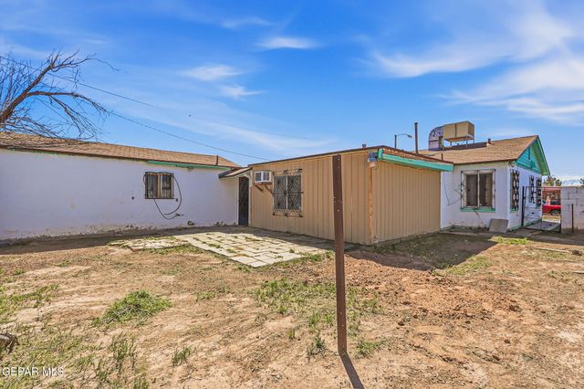 7863 LAURA Way, El Paso, TX 79915