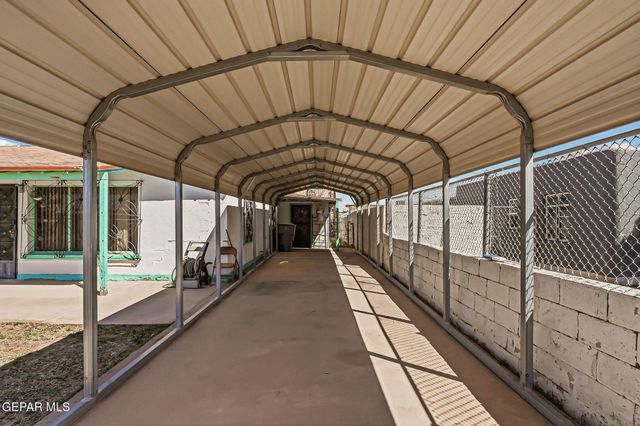 7863 LAURA Way, El Paso, TX 79915