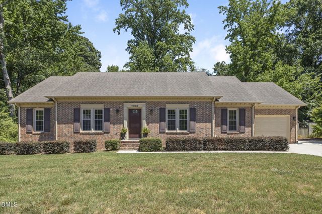 1002 Fair Oaks Lane, Apex, NC 27502