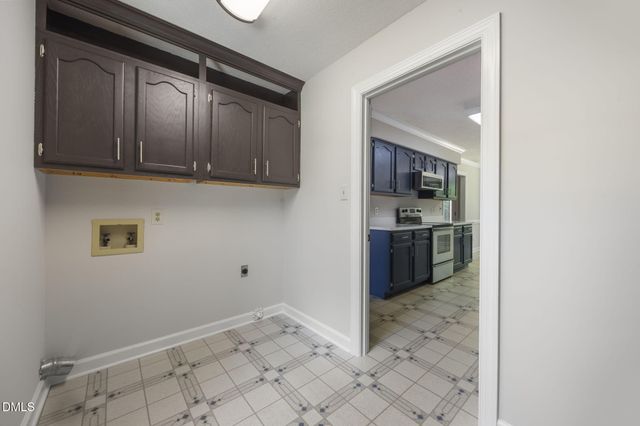 1002 Fair Oaks Lane, Apex, NC 27502