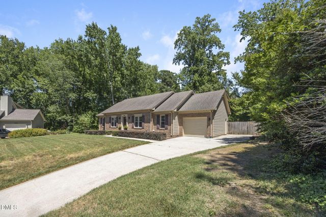 1002 Fair Oaks Lane, Apex, NC 27502