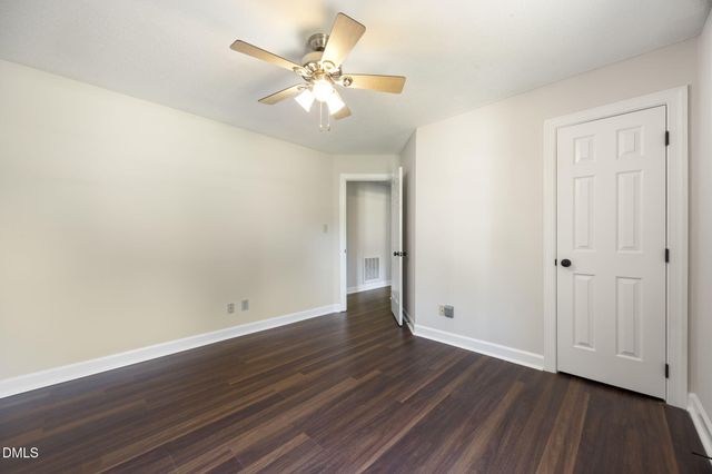 1002 Fair Oaks Lane, Apex, NC 27502