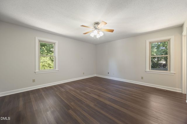 1002 Fair Oaks Lane, Apex, NC 27502