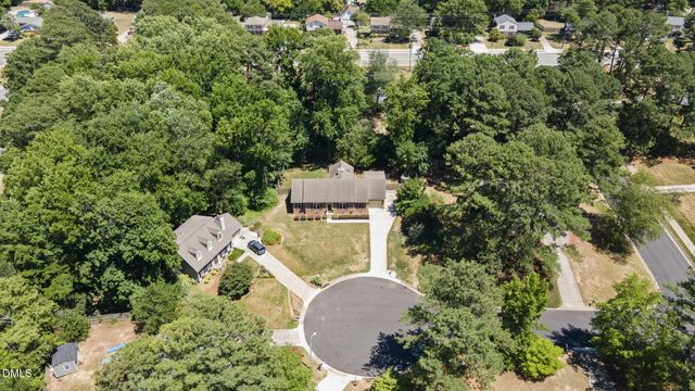 1002 Fair Oaks Lane, Apex, NC 27502