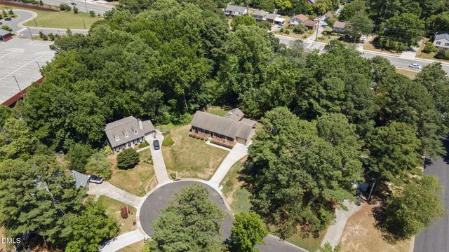 1002 Fair Oaks Lane, Apex, NC 27502