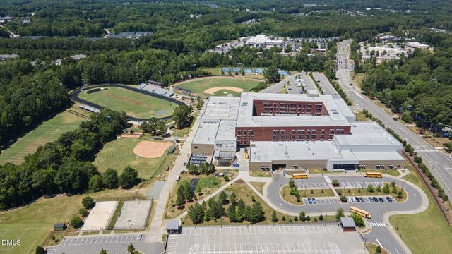 1002 Fair Oaks Lane, Apex, NC 27502