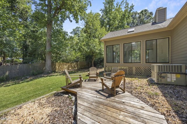 1002 Fair Oaks Lane, Apex, NC 27502