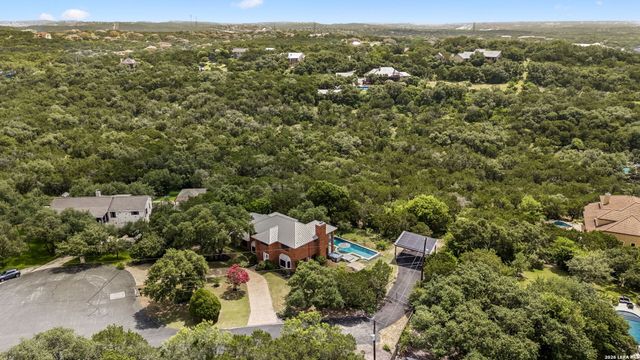 14806 Circle J Trl, Helotes, TX 78023