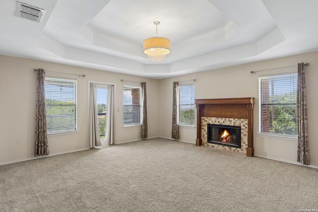 14806 Circle J Trl, Helotes, TX 78023