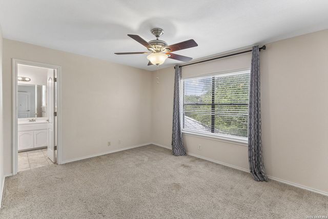 14806 Circle J Trl, Helotes, TX 78023