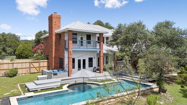 14806 Circle J Trl, Helotes, TX 78023