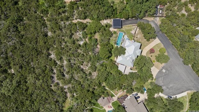 14806 Circle J Trl, Helotes, TX 78023