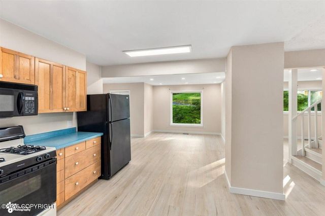 11021 Hane Street, Anchorage, AK 99516