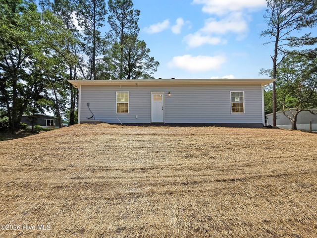 528 Mary Lou Lane SW, Supply, NC 28462