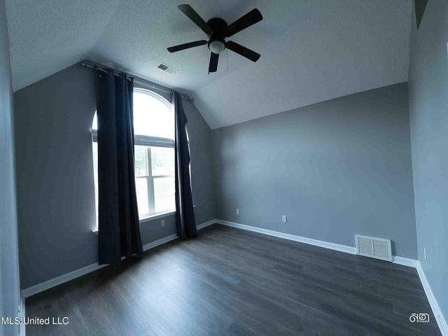 7624 N Rigmoore Pt. N Point, Olive Branch, MS 38654