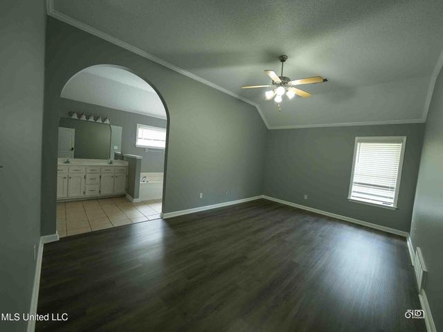7624 N Rigmoore Pt. N Point, Olive Branch, MS 38654