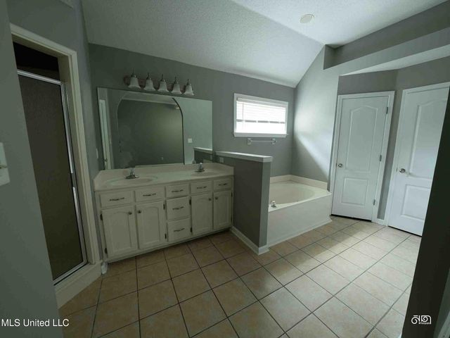 7624 N Rigmoore Pt. N Point, Olive Branch, MS 38654