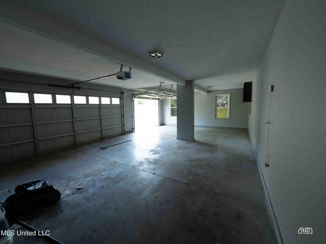 7624 N Rigmoore Pt. N Point, Olive Branch, MS 38654