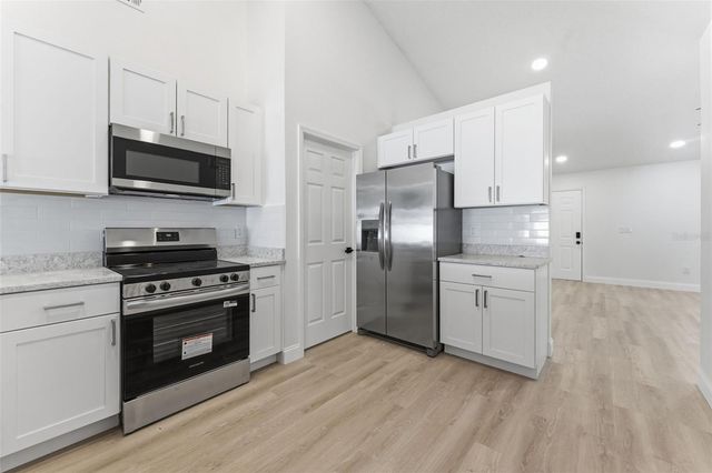 5931 TAYWOOD DRIVE, Tampa, FL 33624