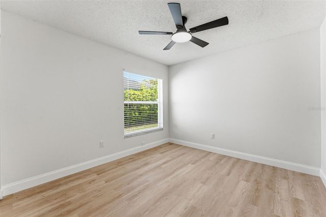 5931 TAYWOOD DRIVE, Tampa, FL 33624