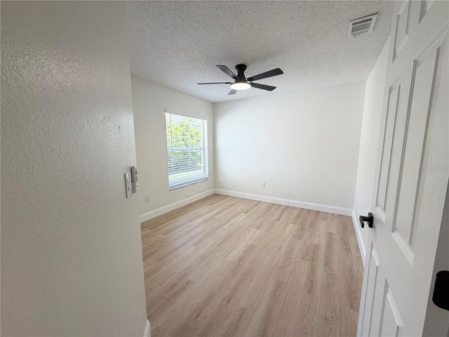 5931 TAYWOOD DRIVE, Tampa, FL 33624