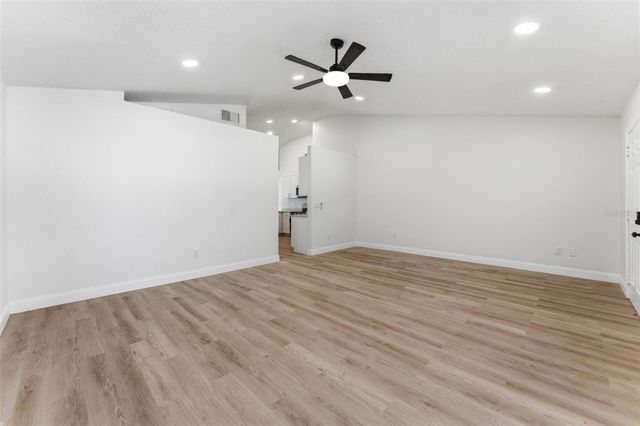 5931 TAYWOOD DRIVE, Tampa, FL 33624