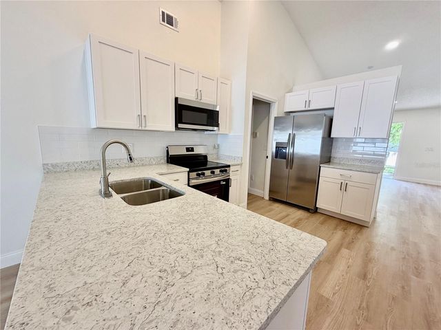 5931 TAYWOOD DRIVE, Tampa, FL 33624