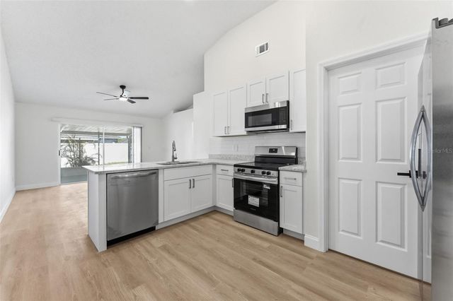 5931 TAYWOOD DRIVE, Tampa, FL 33624